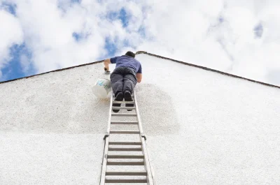 Peinture extérieure à la Baronnie — façades et ravalement